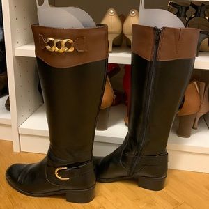 Tall riding boots
